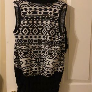 Black and white vest women’s